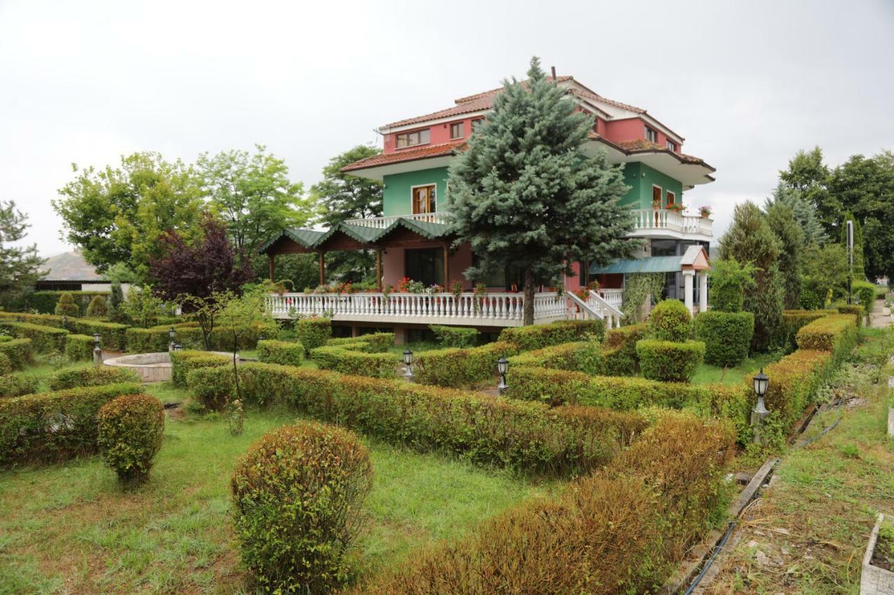 Hotel Villa Kabashi Korce Luaran gambar