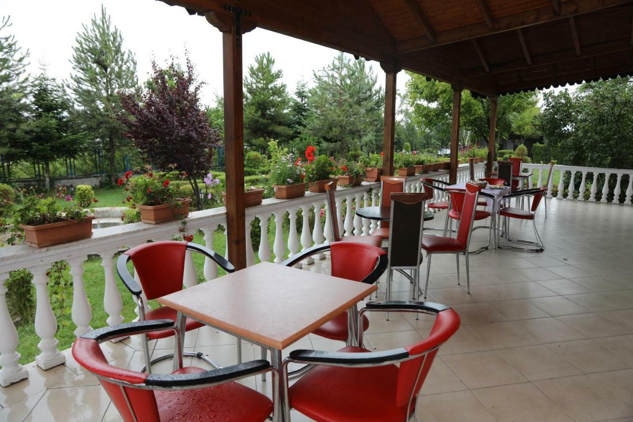 Hotel Villa Kabashi Korce Luaran gambar